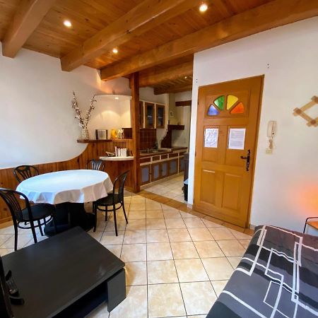 Appartement 4 Pers Plein Centre Ville, Wifi, Balcon Laragne-Monteglin Exteriér fotografie