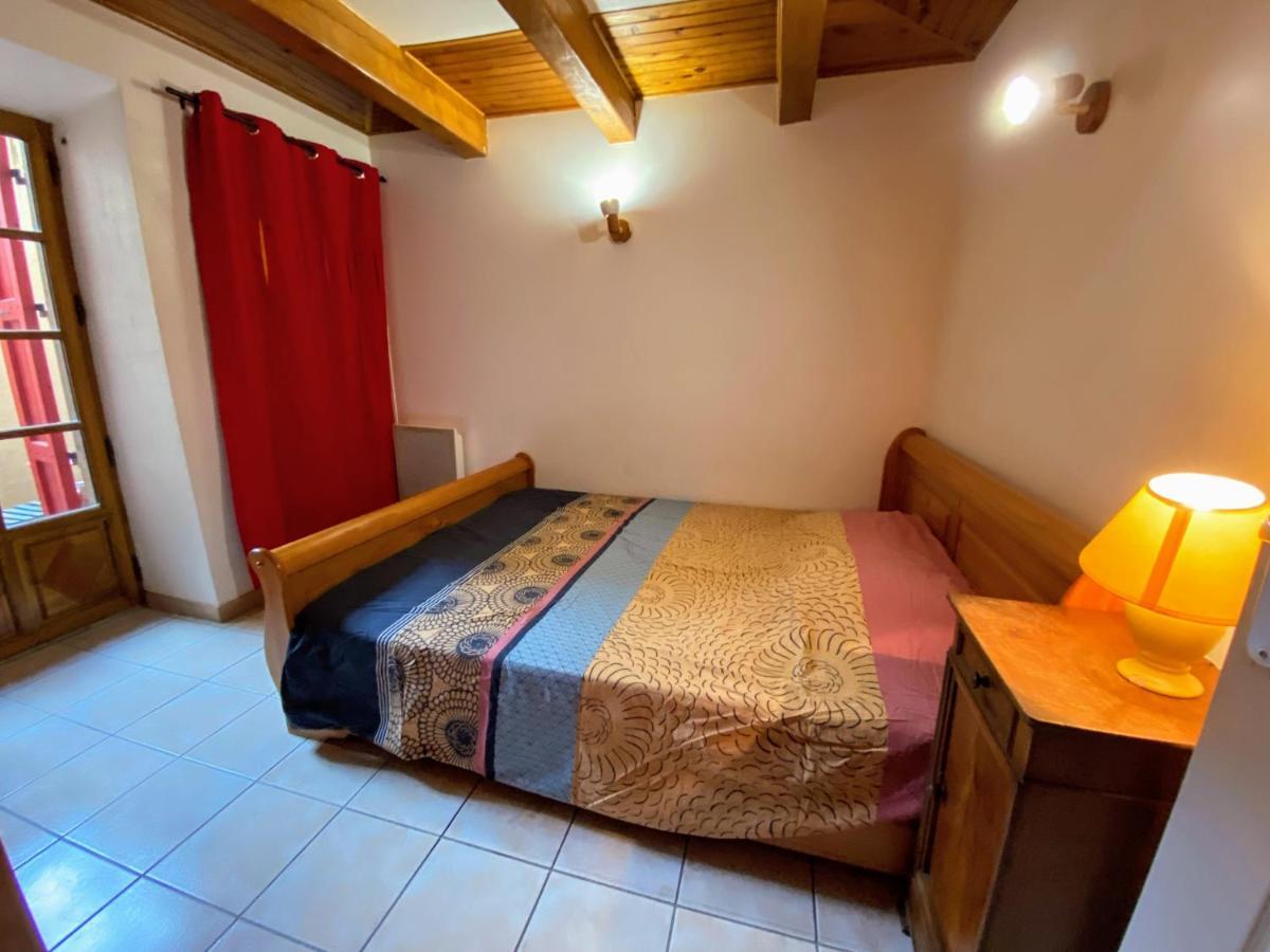 Appartement 4 Pers Plein Centre Ville, Wifi, Balcon Laragne-Monteglin Exteriér fotografie